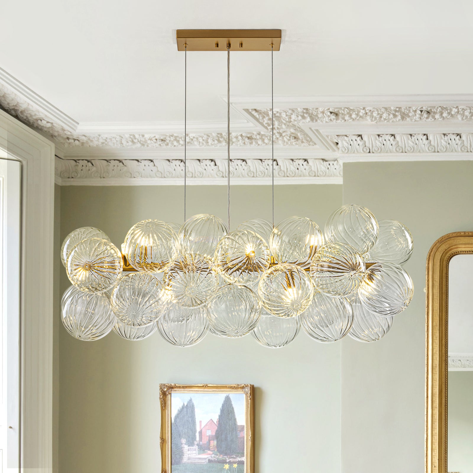 Glowlings 10-flammiger moderner 42" breiter großer linearer Messing-Kugel-Kronleuchter mit geripptem Wirbelglas