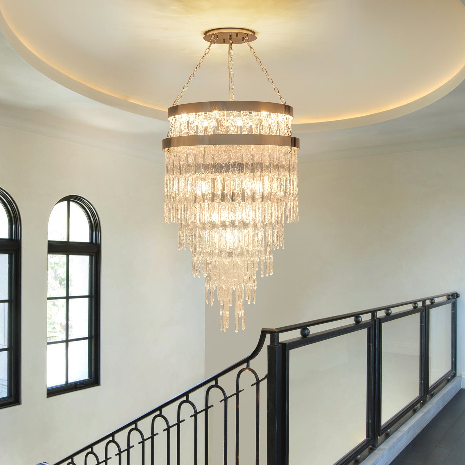 Glowlings 16-flammiger moderner, 71 cm breiter, 6-stufiger großer Wasserfall-Kronleuchter aus handgefertigtem Glas für das Wohnzimmer im Foyer