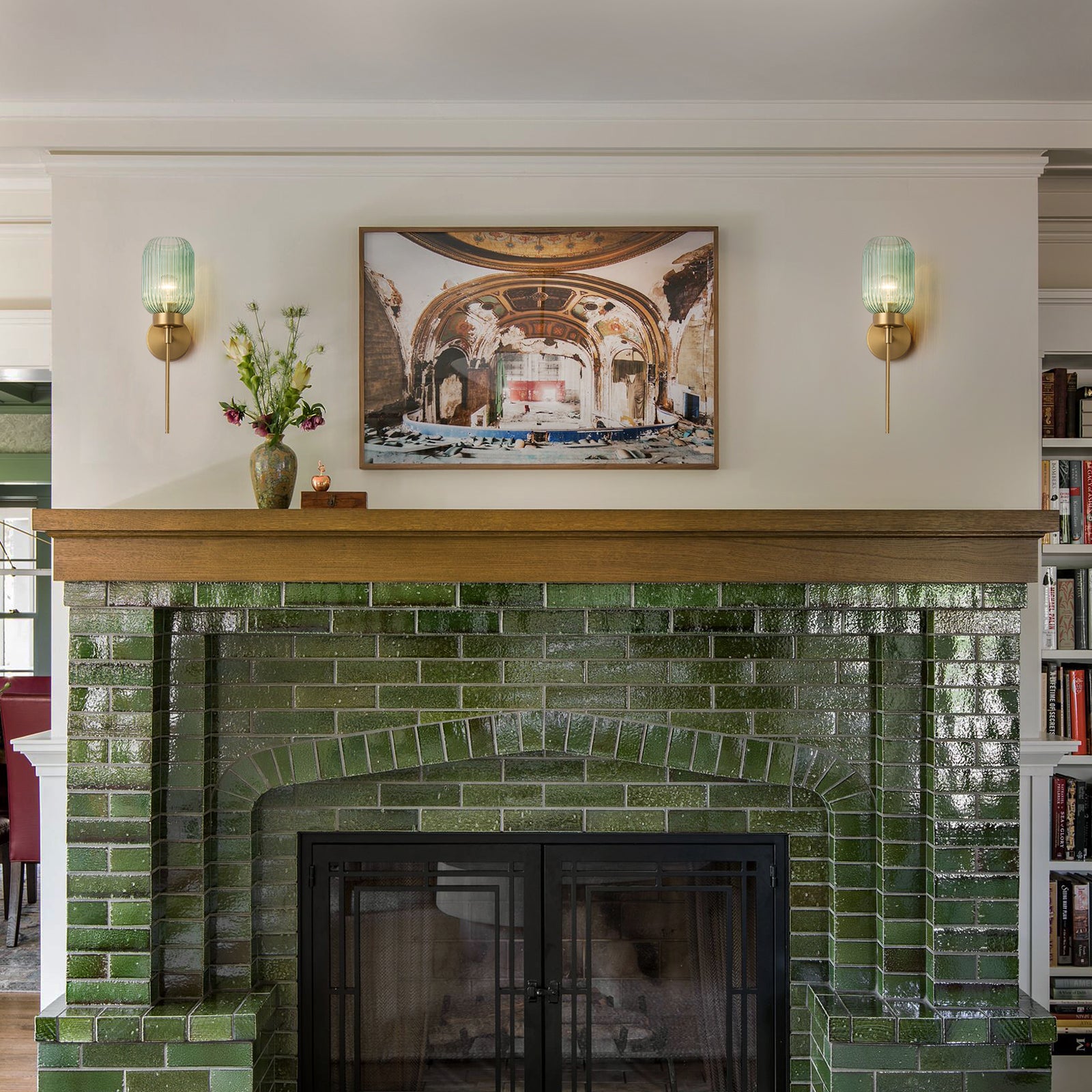 Glowlings 1-Light Modern Brass Ribbed Glass Wall Sconce Bathroom Vanity Light