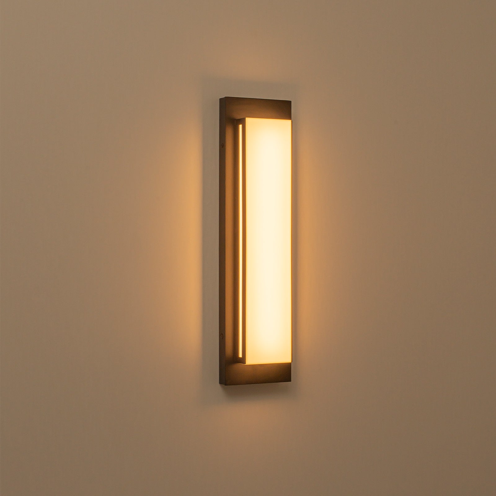 Glowlings 1-Light Modern IP44 Matte Black Linear Warm White 3000K LED Outdoor Wall Sconce