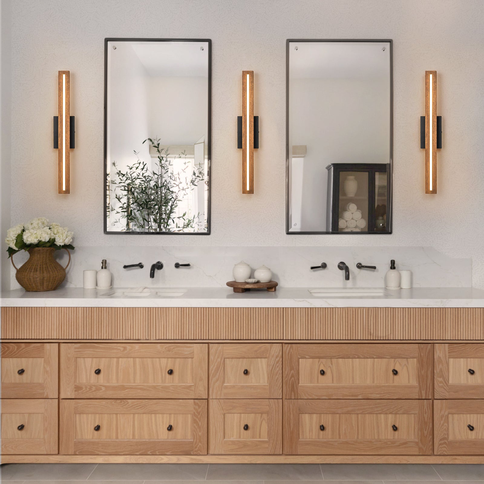 Glowlings 1/2-Light Modern Linear Wooden Indoor LED Wall Sconce