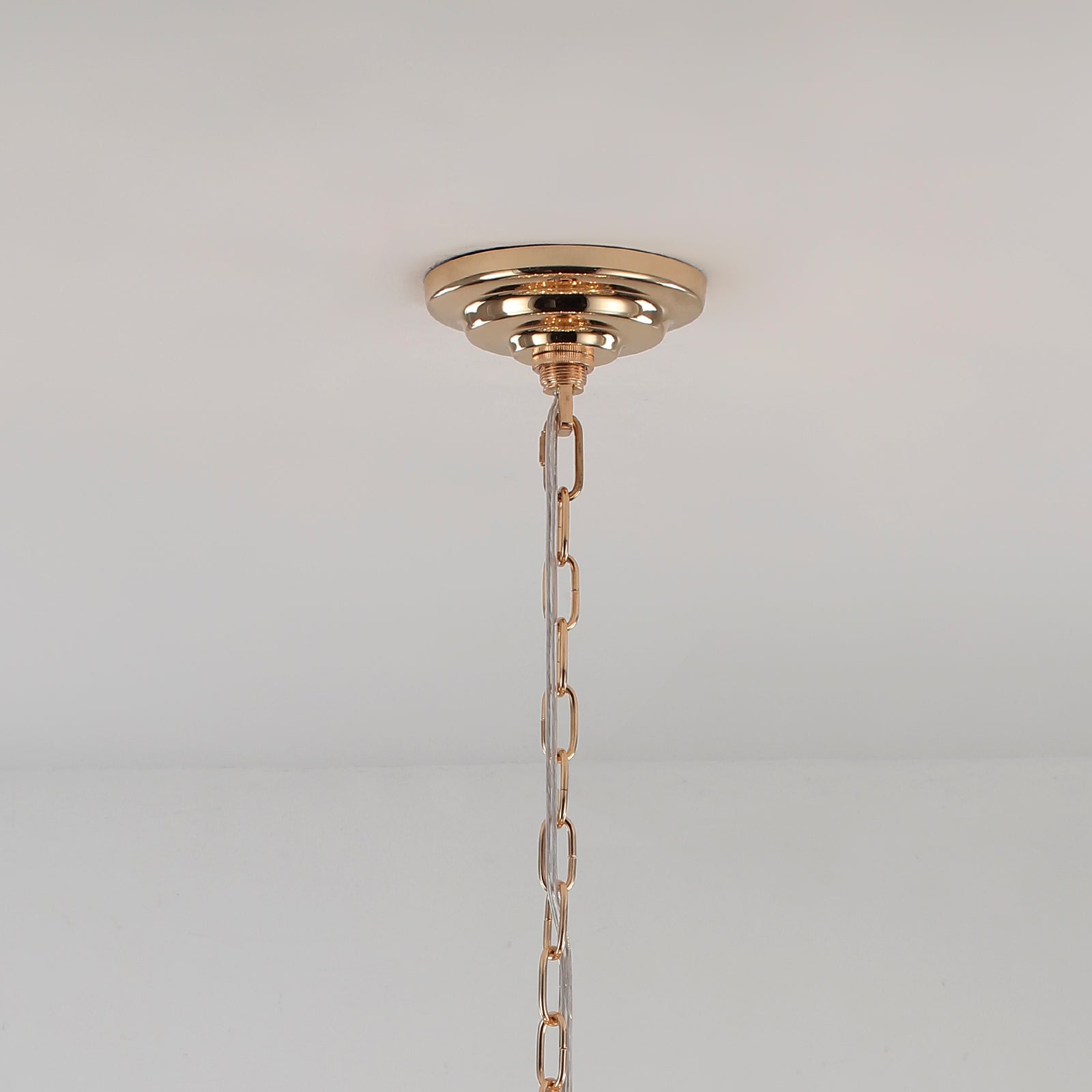 Glowlings 20-flammiger Vintage-Kronleuchter mit 88,9 cm Breite, großer goldener Kristall-Sputnik-Kugel in Löwenzahnform