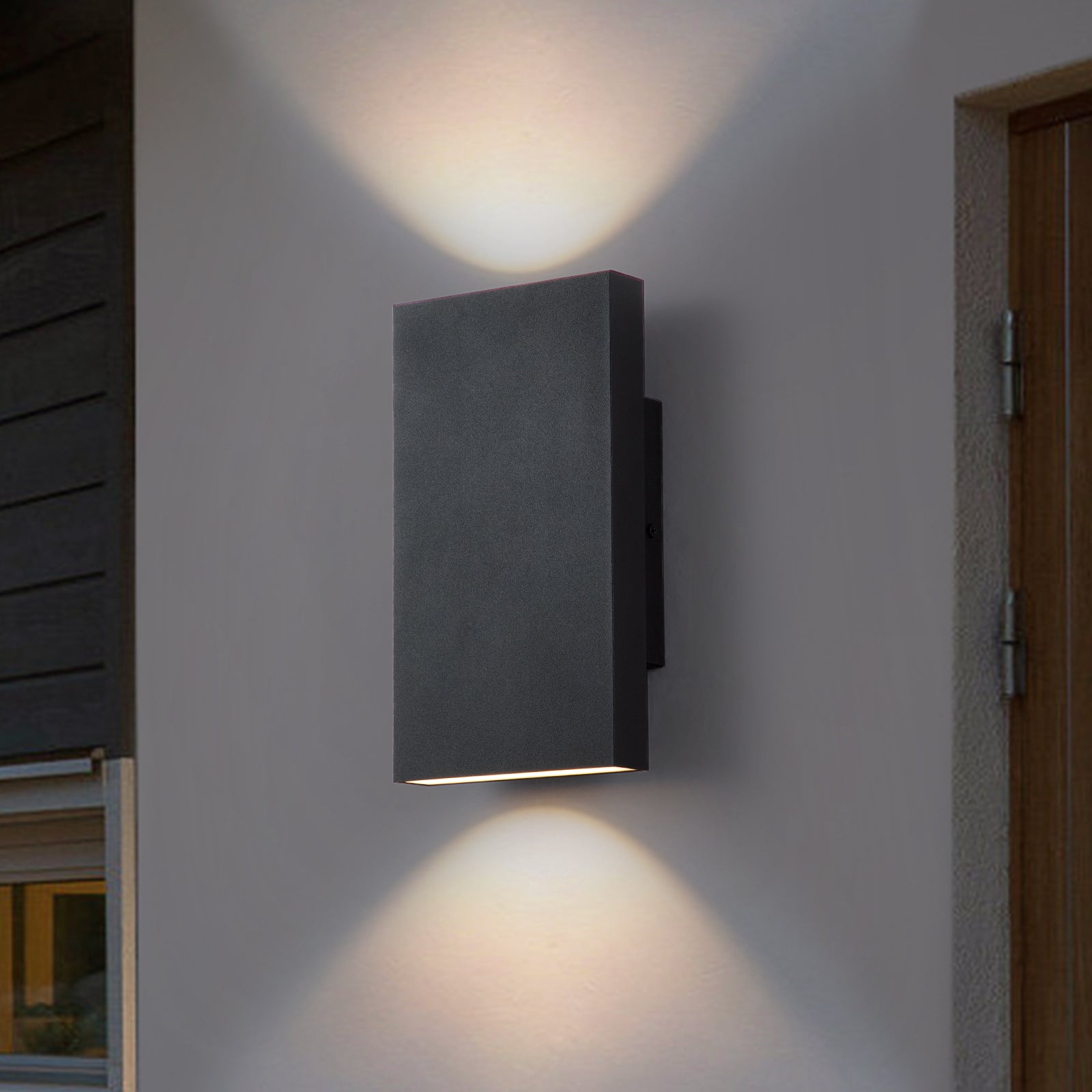 Glowlings 2-flammige, 25,4 cm hohe, moderne, integrierte LED-Außenwandleuchte in Schwarz/gebürstetem Gold