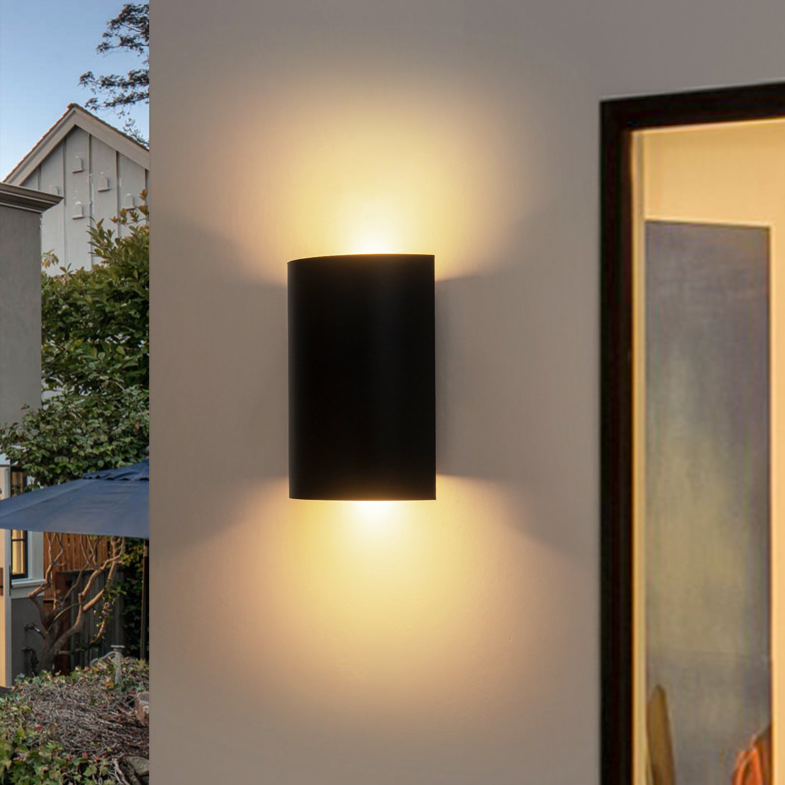 Glowlings 2-flammige, moderne, 22,9 cm hohe, schwarze, gebogene LED-Wandleuchte für den Außenbereich