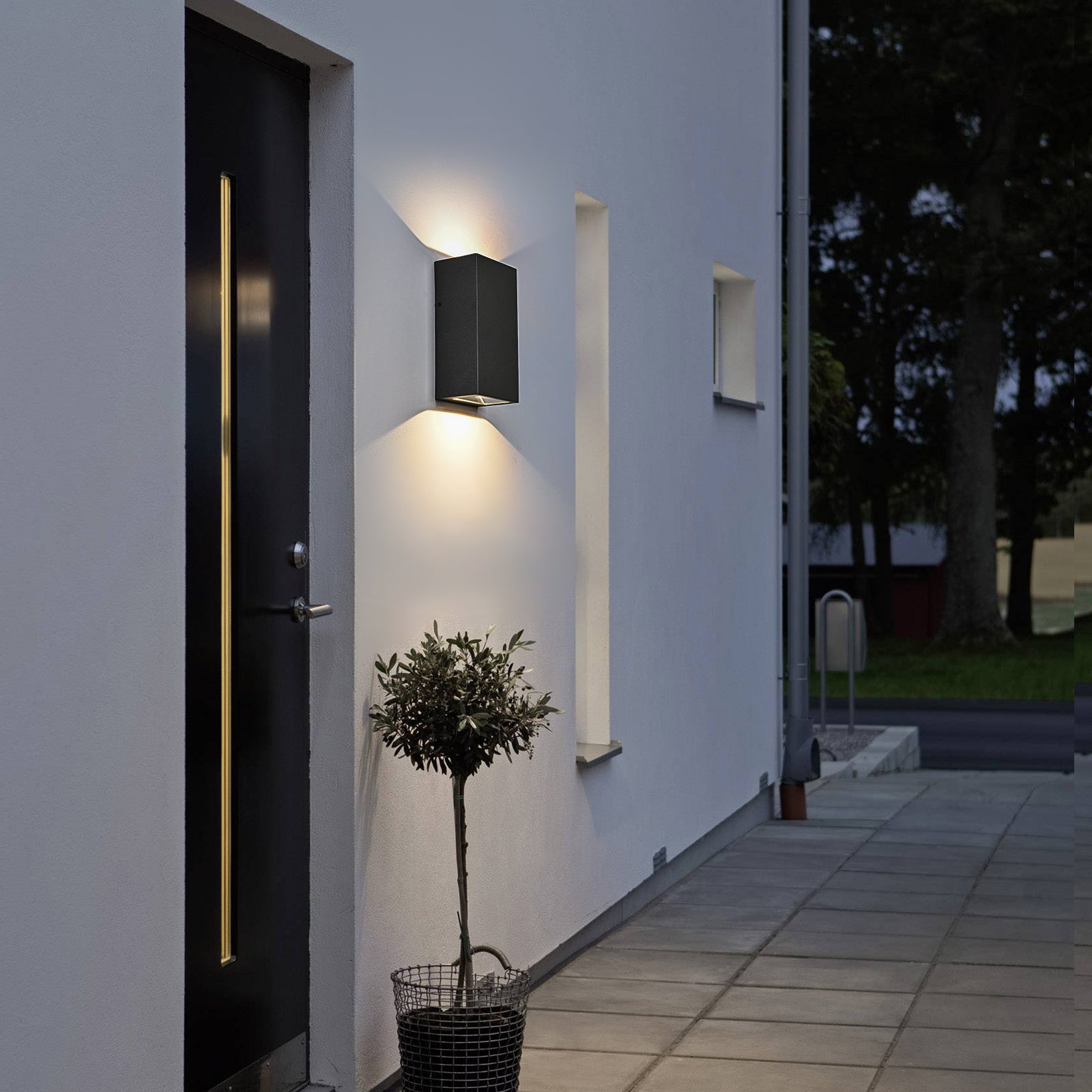 Glowlings 2-flammige, moderne, 27,9 cm hohe, integrierte, mattschwarze LED-Wandleuchte für den Außenbereich