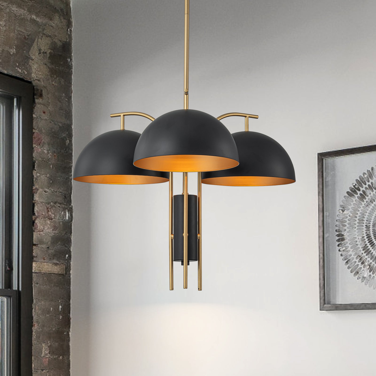 Glowlings 3-flammige, moderne, 61 cm breite, große, blattgoldene Sputnik-Pendelleuchte mit schwarzer Kuppel