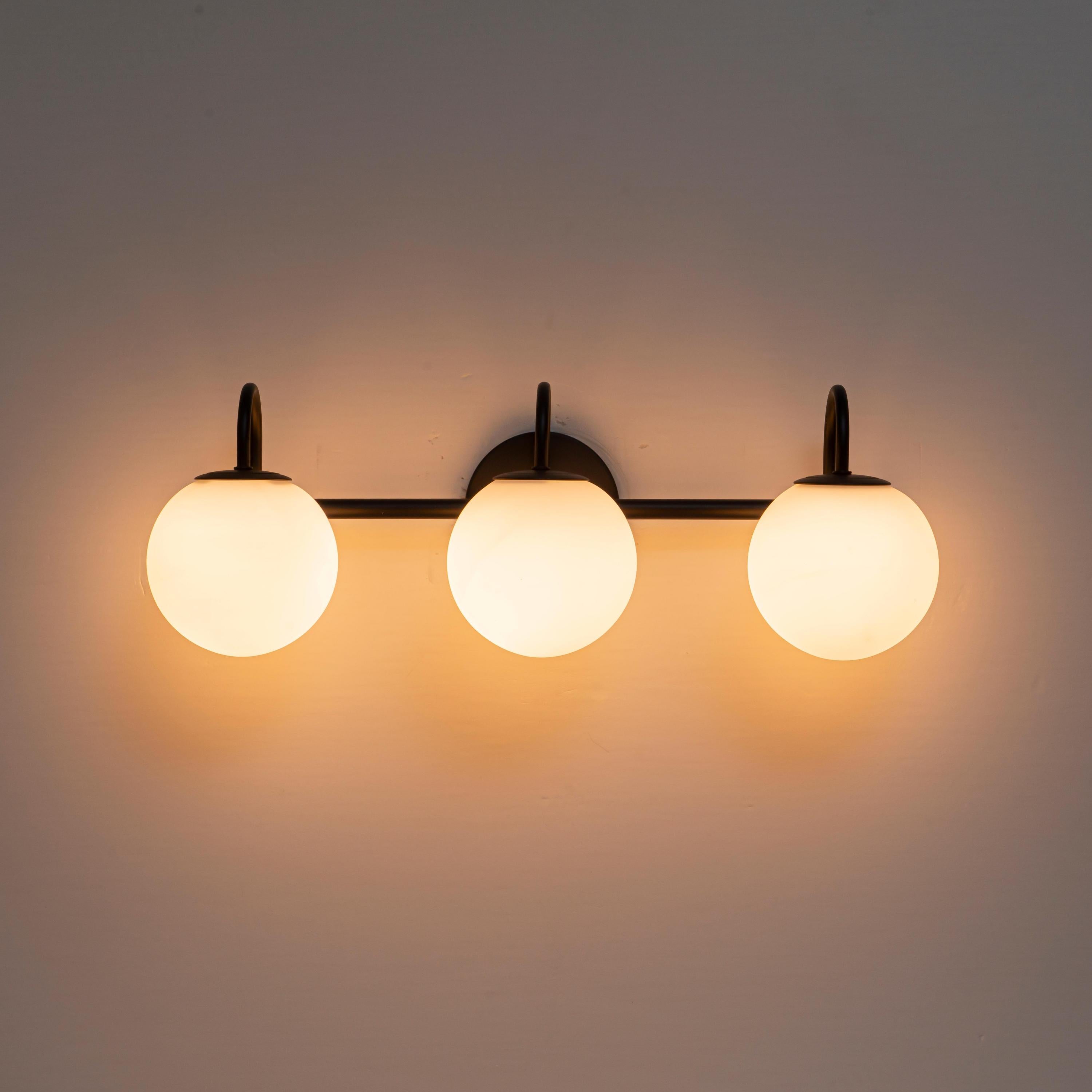 Glowlings 3/4-Licht Vintage Antik Kupfer Opalglas Badezimmer Eitelkeit Licht über Spiegel