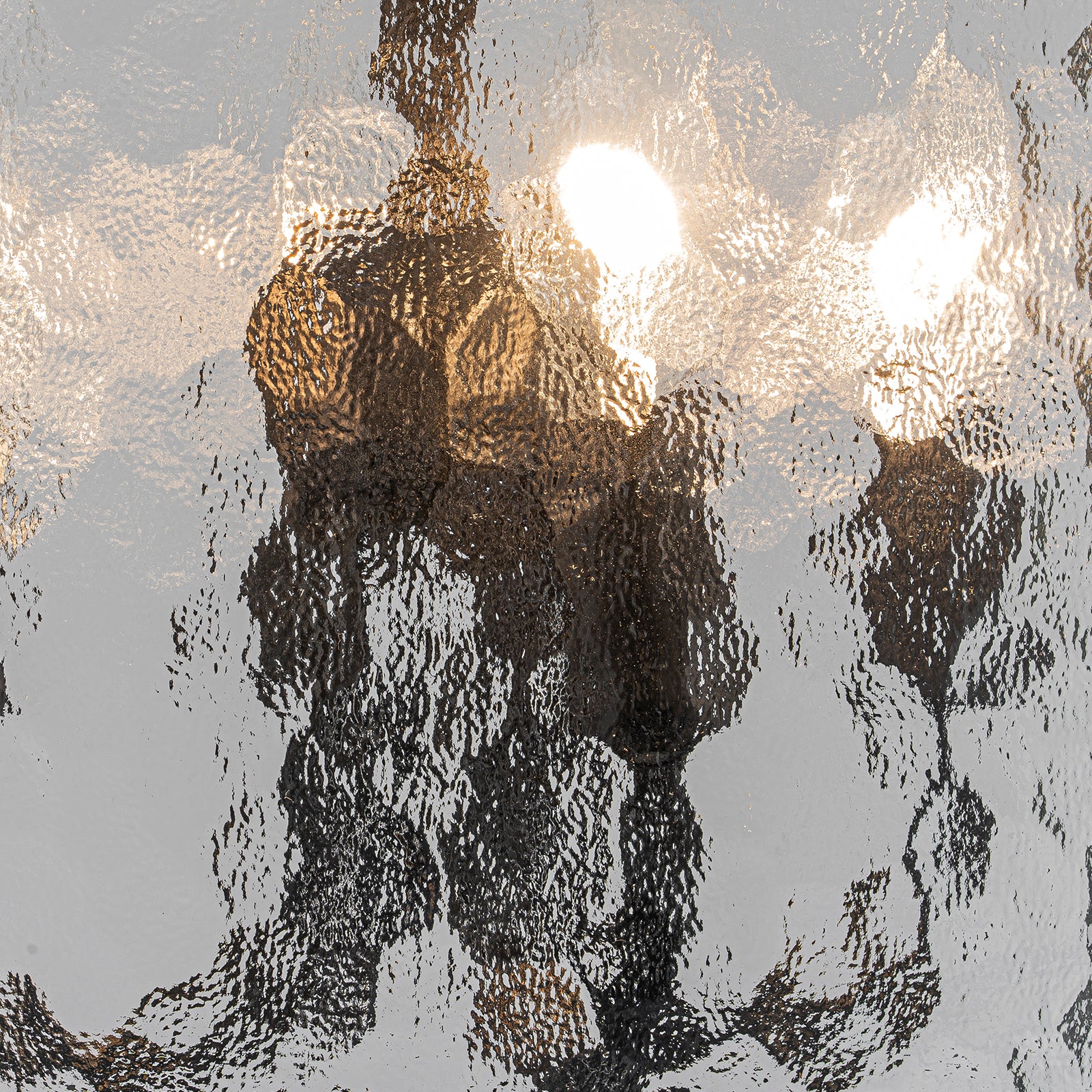 Glowlings 4-flammiger moderner 16" breiter geriffelter Glas-Zylinder-Laternen-Kronleuchter