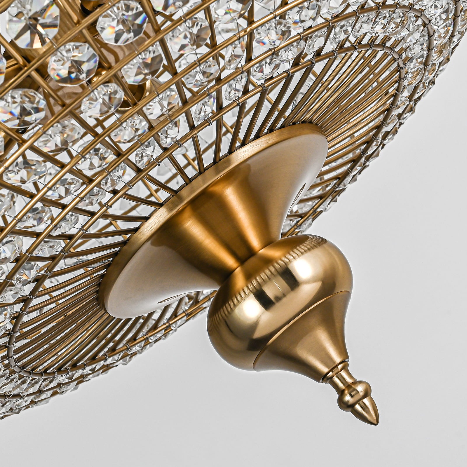 Glowlings 5-flammiger Vintage-Kronleuchter mit großer Messingkugel, 50,8 cm breit, handgefertigt, Kristall