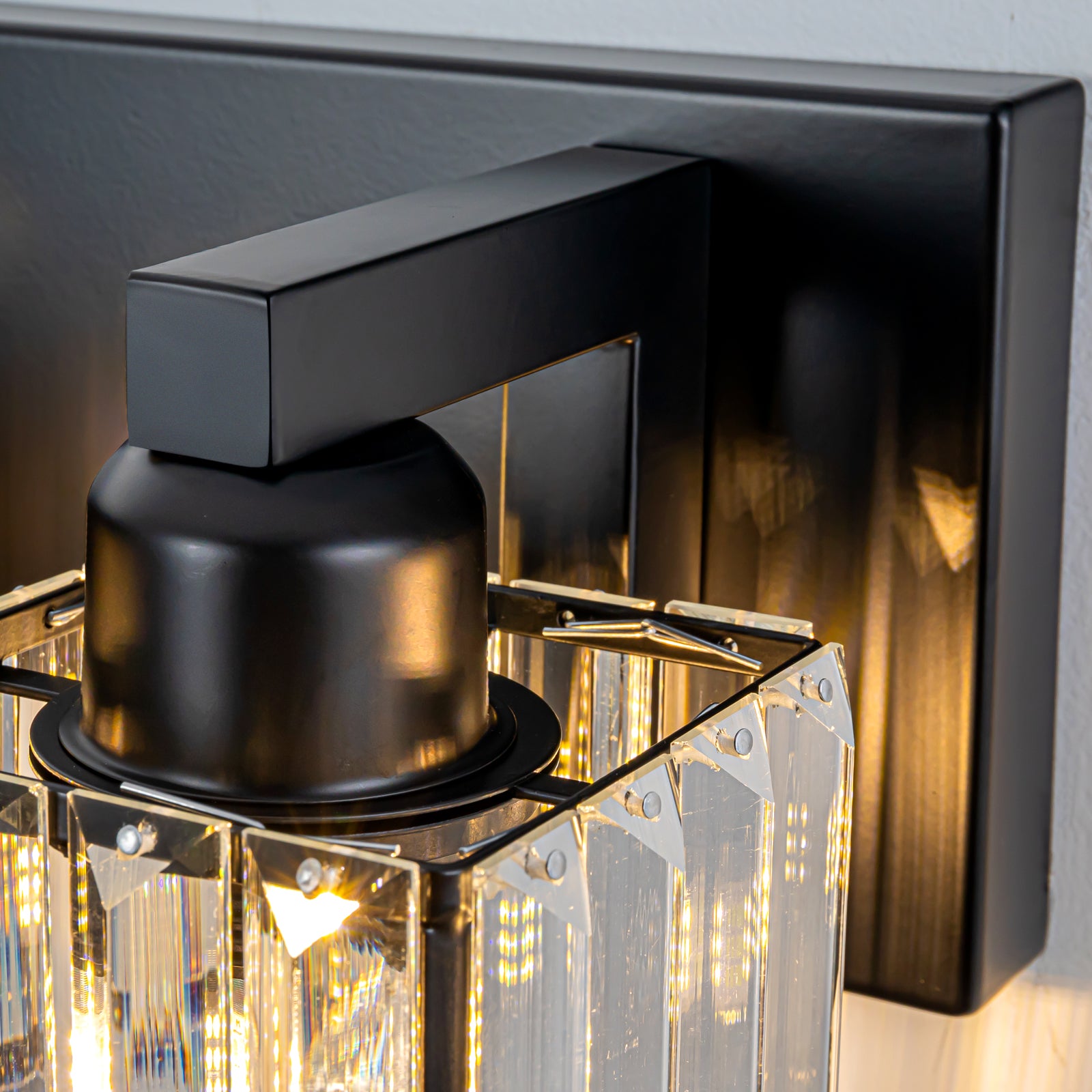 Glowlings 3/4/5-Light Modern Matte Black Square Crystal Bathroom Vanity Light Fixtures Over Mirror