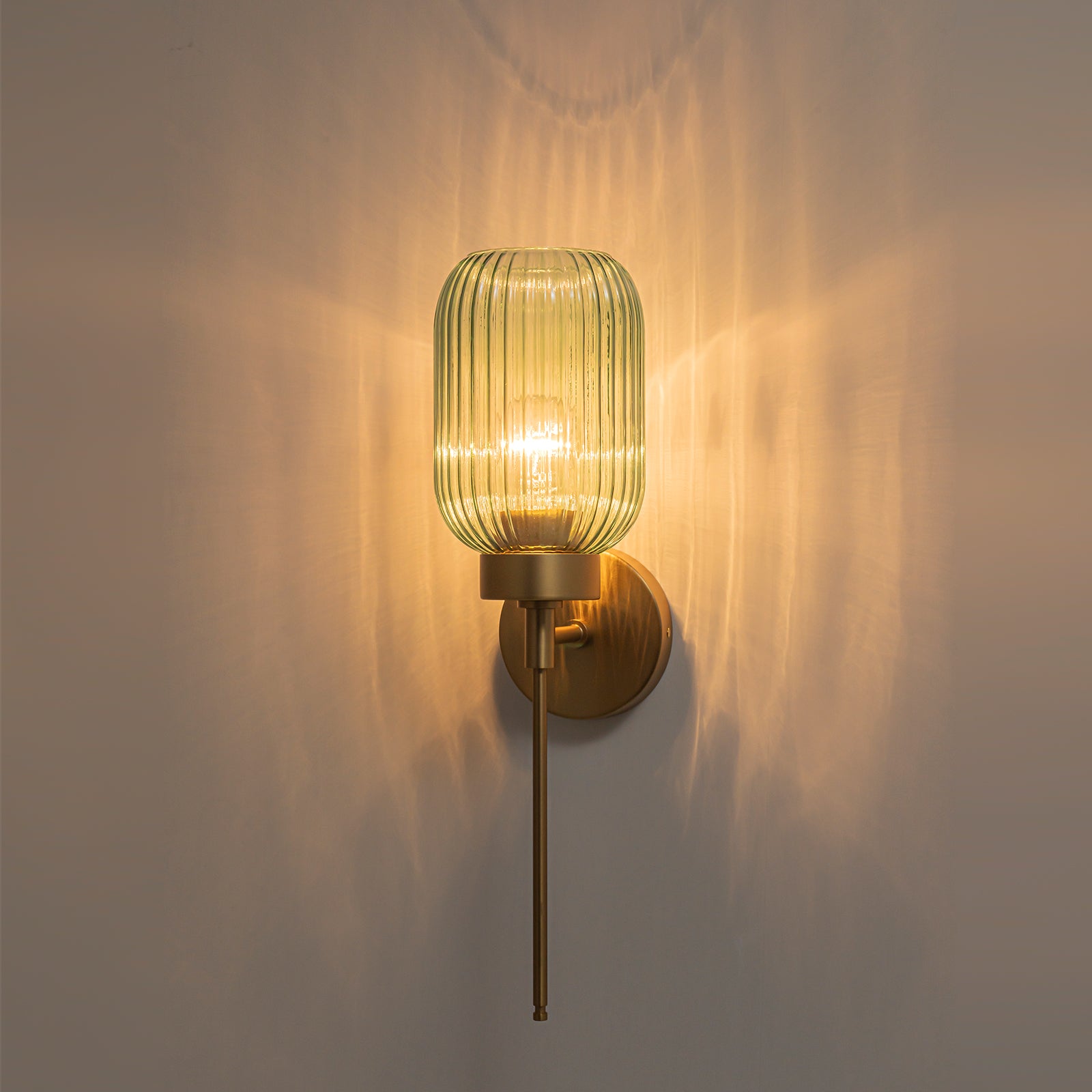 Glowlings 1-Light Modern Brass Ribbed Glass Wall Sconce Bathroom Vanity Light