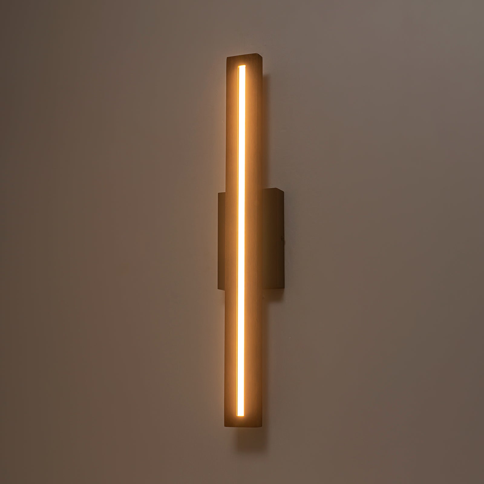 Glowlings 1/2-Light Modern Linear Wooden Indoor LED Wall Sconce