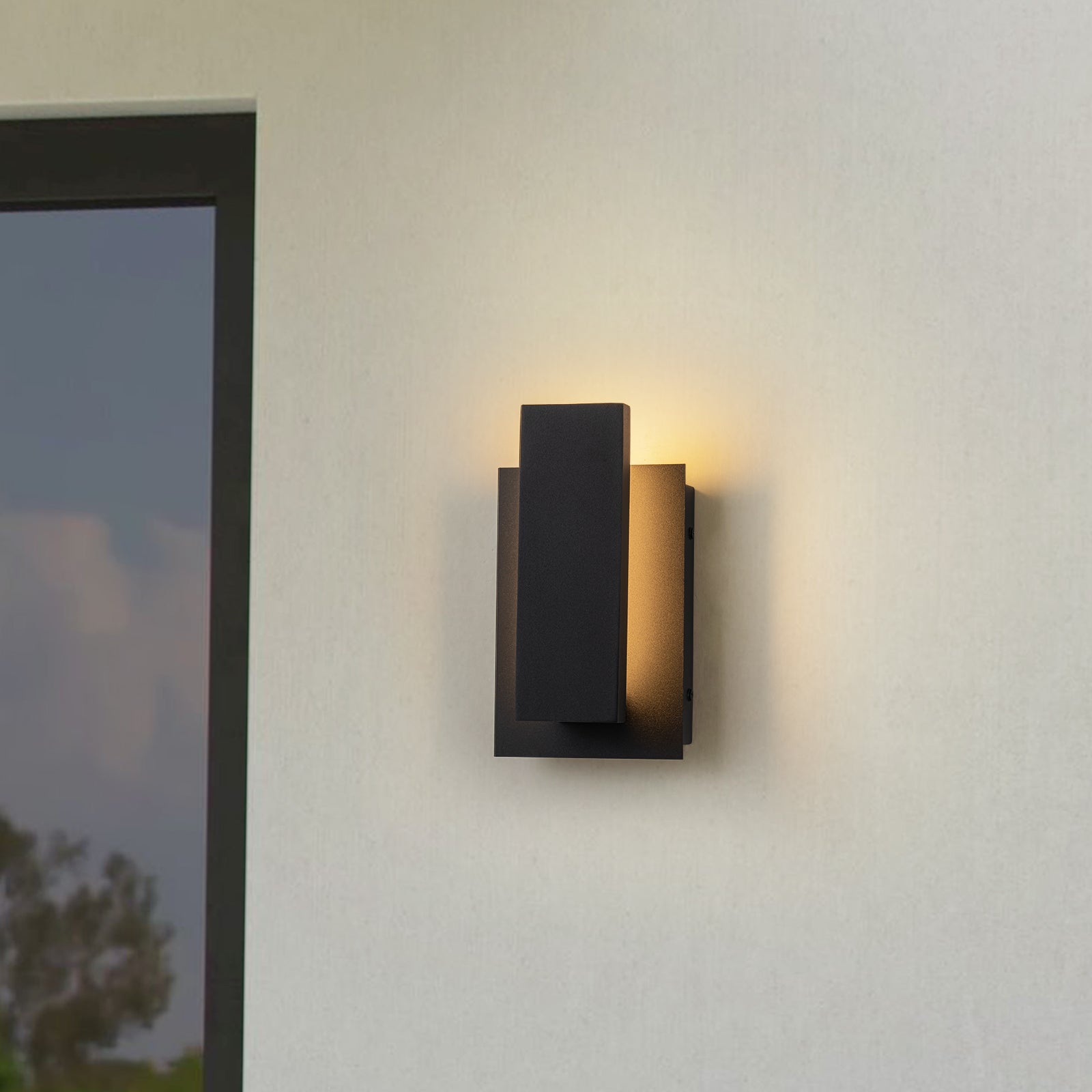 Glowlings 1-Light Modern Rectangular Matte Black LED Outdoor Wall Sconce