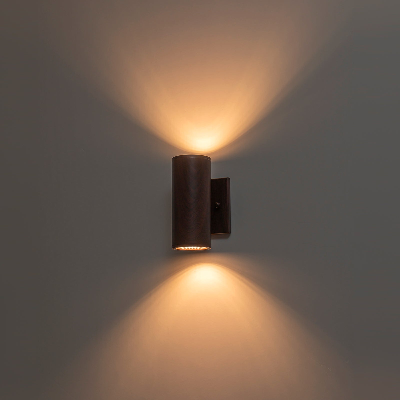 Glowlings 2-flammige moderne LED-Wandleuchte mit Zylinderarm für den Außenbereich