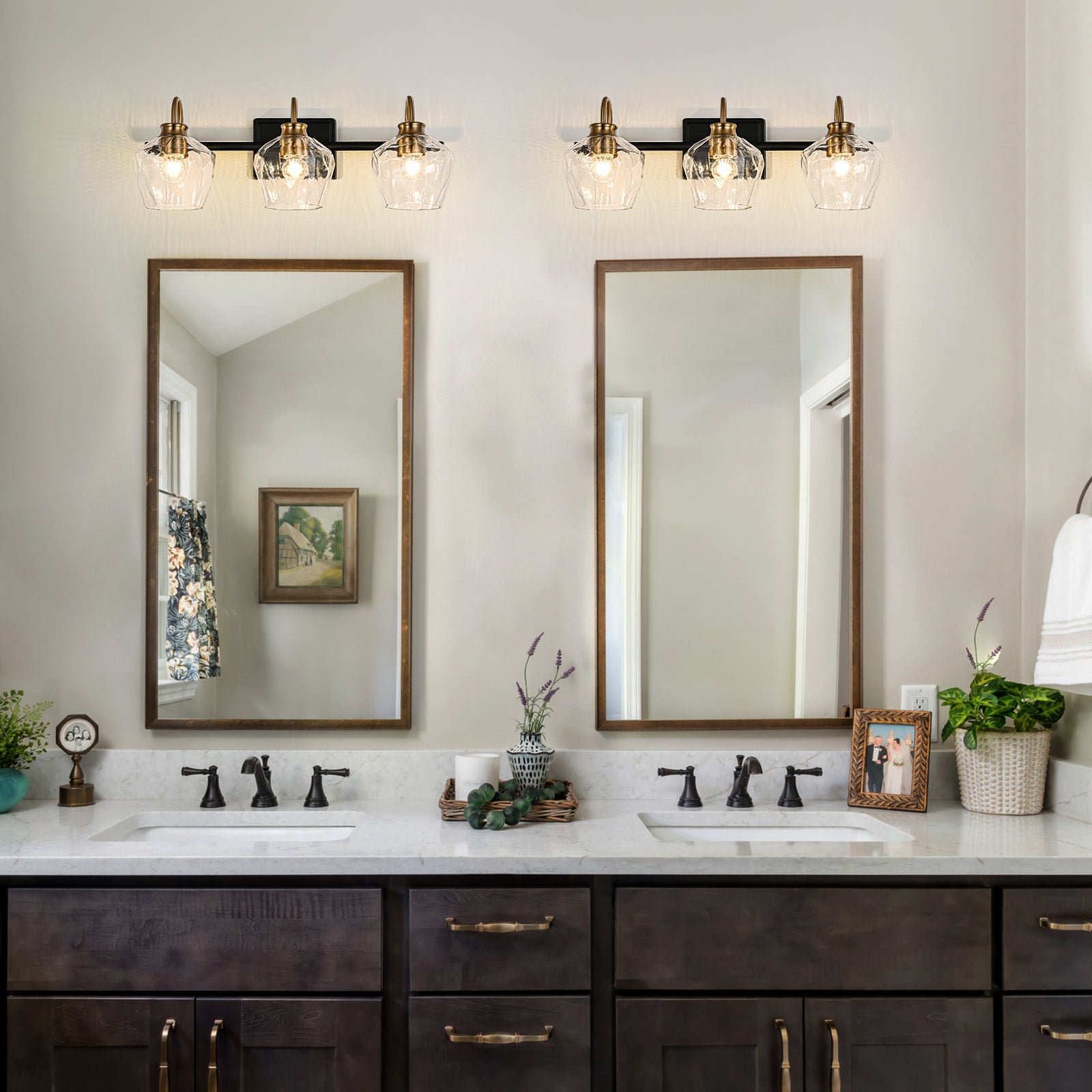 Glowlings 3/4-Light Modern Diamond-pattern Textured Glass Dimmable Bathroom Vanity Light