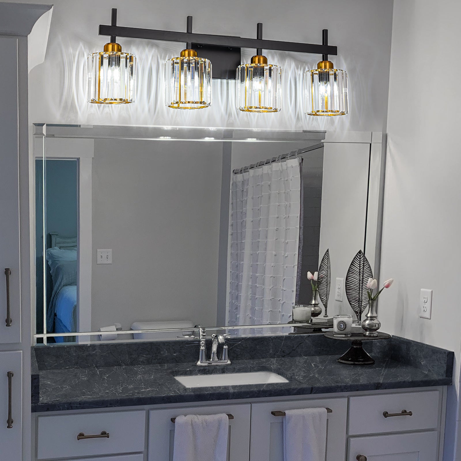 Glowlings 4/5-Light Modern Crystal Bathroom Vanity Light Bathroom Light Fixtures Over Mirror