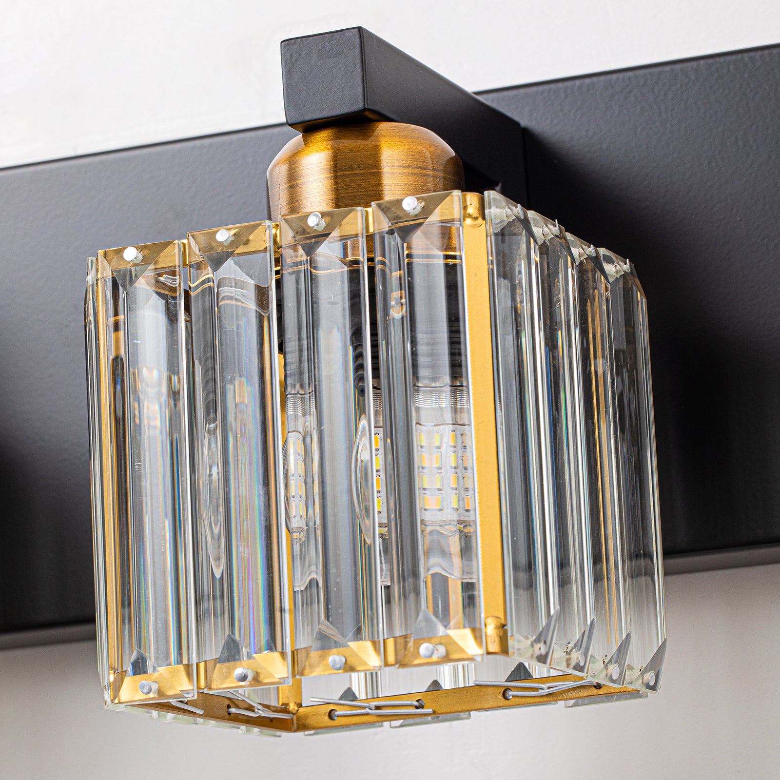 Glowlings Modern 5-Light Crystal Square Bath Vanity Light for Bathroom