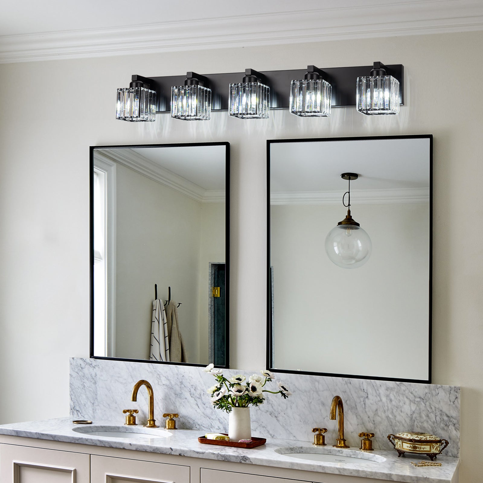 Glowlings 3/4/5-Light Modern Matte Black Square Crystal Bathroom Vanity Light Fixtures Over Mirror