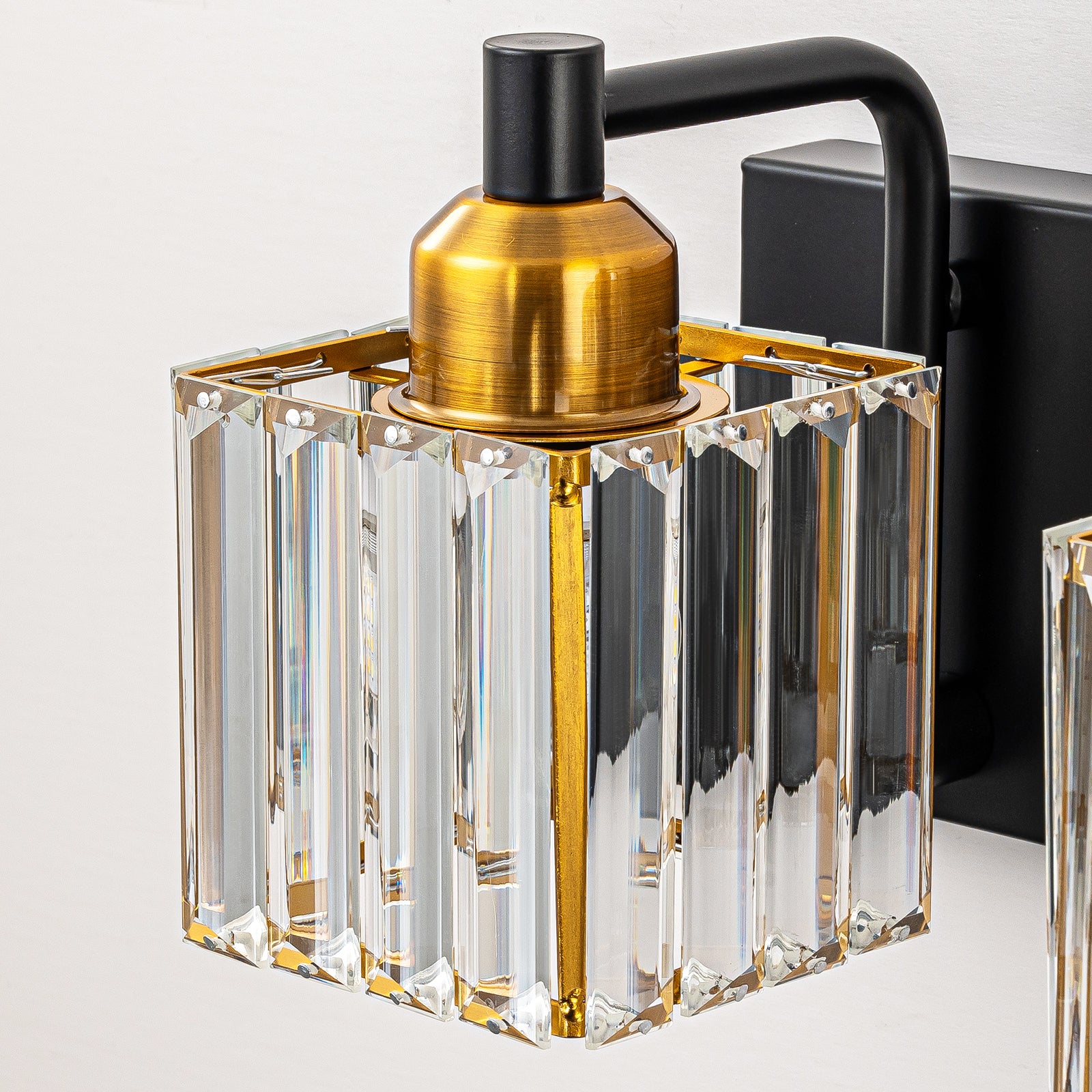 Glowlings 2/3/4/5-Light Modern Sqaure Crystal Bath Vanity Wall Sconce Bathroom Lighting Source
